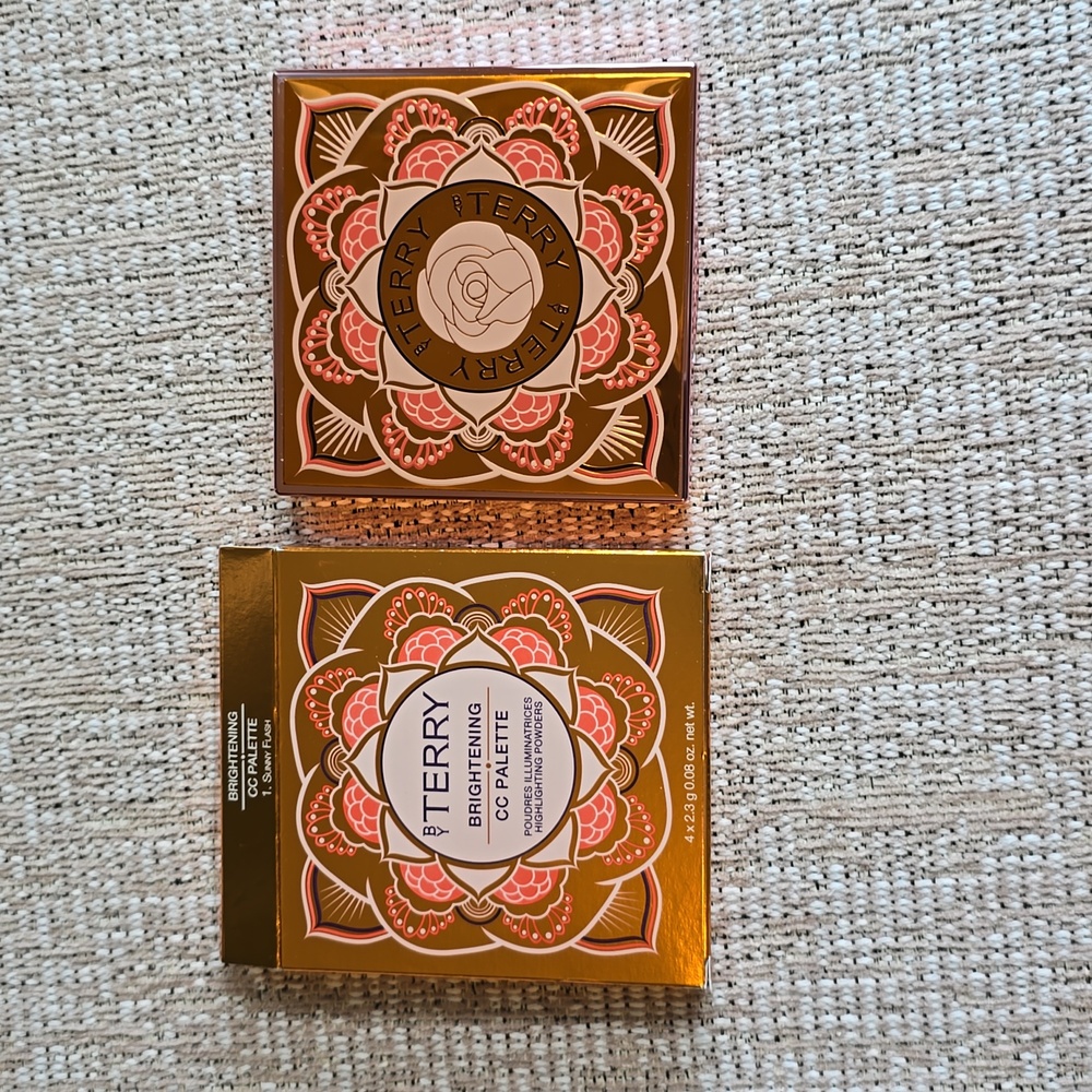 By TERRY Brightening CC Palette